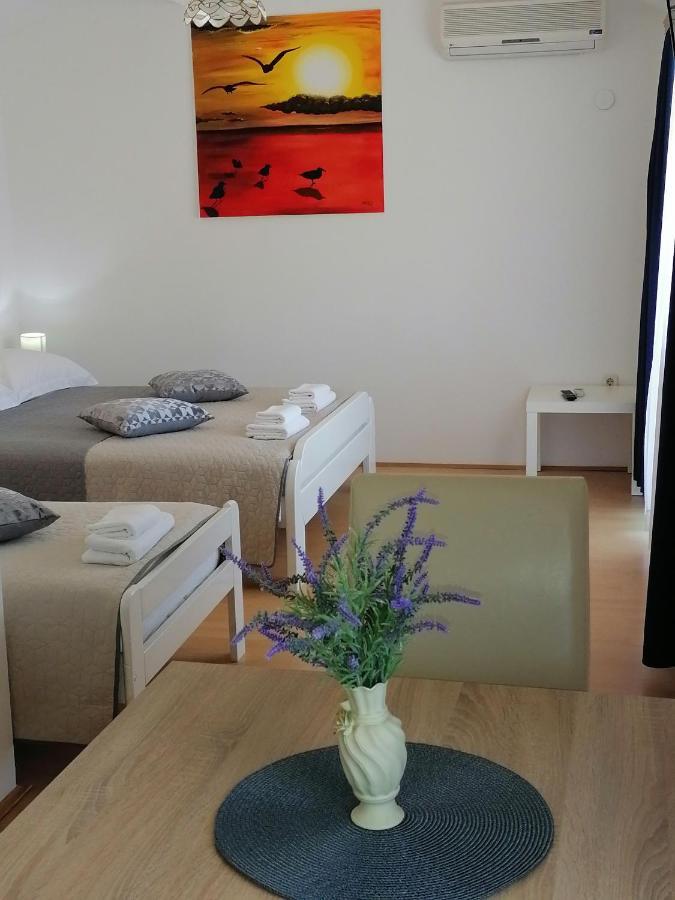 Apartments Kozjan Karlovac Exterior photo